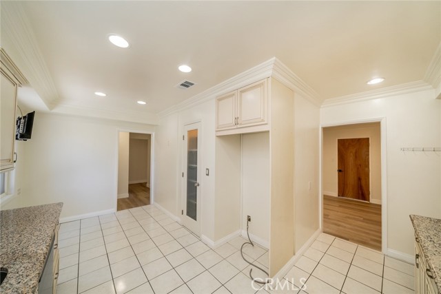 Detail Gallery Image 13 of 37 For 9676 Bolton Ave, Riverside,  CA 92503 - 3 Beds | 1 Baths
