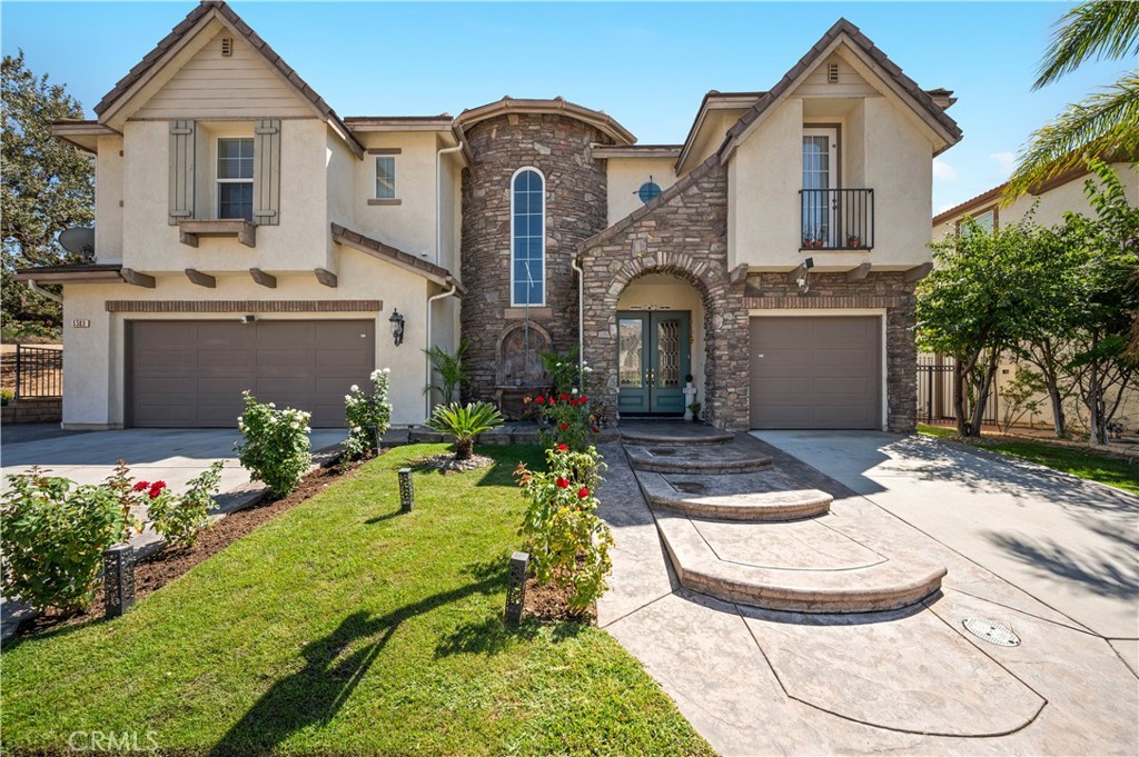 5588 California Oak Street