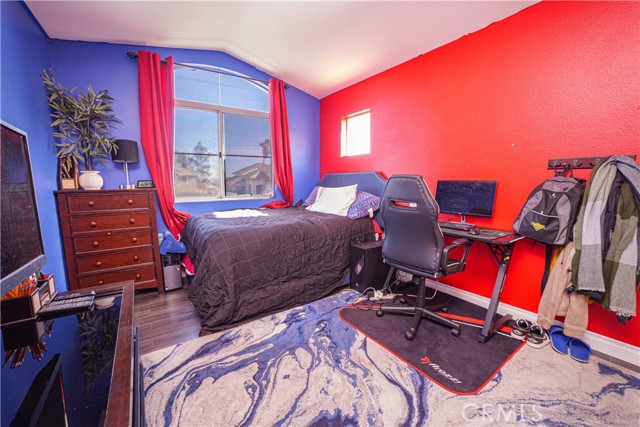 Image 13 of 75 For 29105 Shorecliff Drive
