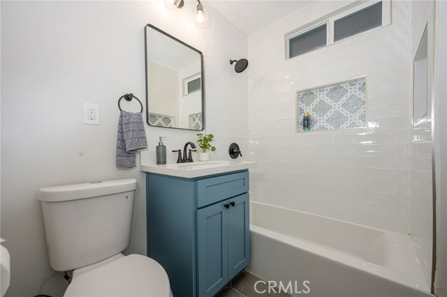 Detail Gallery Image 30 of 34 For 2200 S Alma St, San Pedro,  CA 90731 - 3 Beds | 2 Baths