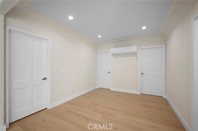 Detail Gallery Image 9 of 22 For 1007 W Angeleno Ave #101,  Burbank,  CA 91506 - 2 Beds | 2 Baths