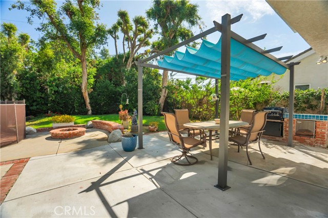 Detail Gallery Image 41 of 47 For 6716 Faust, West Hills,  CA 91307 - 5 Beds | 3 Baths