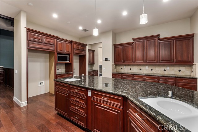 Detail Gallery Image 19 of 65 For 4124 Paddock Way, Lancaster,  CA 93536 - 4 Beds | 5 Baths