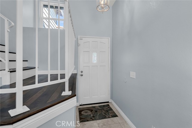 1105 W Victoria Street, Rialto CA: https://media.crmls.org/medias/7d6f5266-79a3-4976-888c-55eca93dbc92.jpg