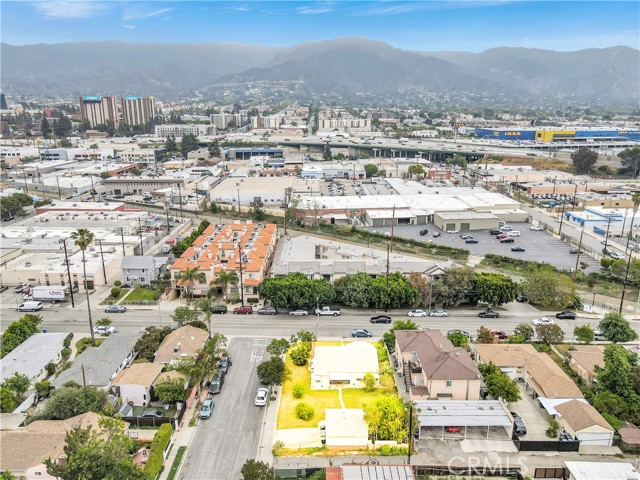 Detail Gallery Image 23 of 26 For 501 S Lake St, Burbank,  CA 91502 - 2 Beds | 1 Baths