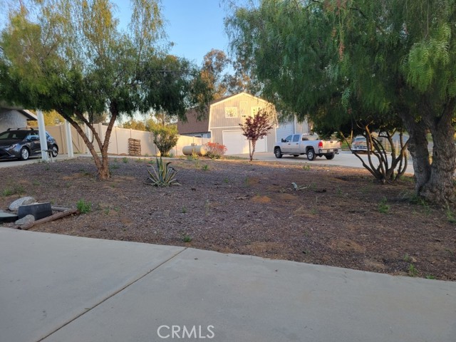 Detail Gallery Image 20 of 30 For 16001 Lake Mathews Dr, Perris,  CA 92570 - 3 Beds | 2/1 Baths