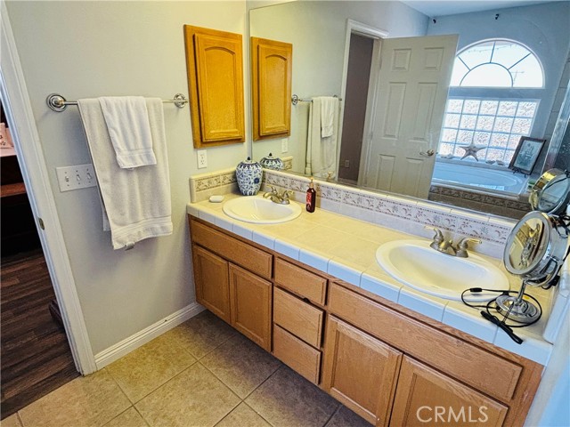 Detail Gallery Image 15 of 30 For 8225 Ailanthus St, Phelan,  CA 92371 - 3 Beds | 2/1 Baths