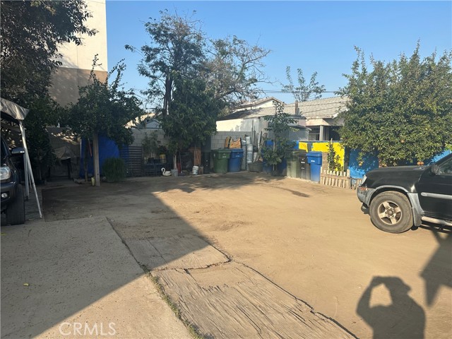 Detail Gallery Image 14 of 18 For 731 W 54th, Los Angeles,  CA 90037 - – Beds | – Baths