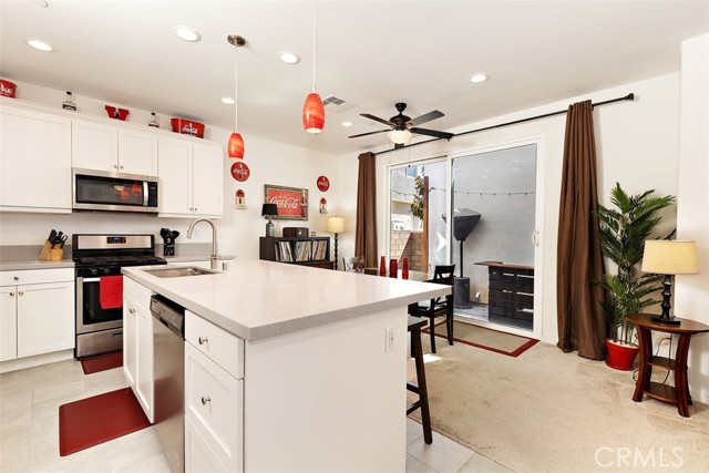 Detail Gallery Image 7 of 33 For 9475 Retreat Pl, Rancho Cucamonga,  CA 91730 - 4 Beds | 3 Baths