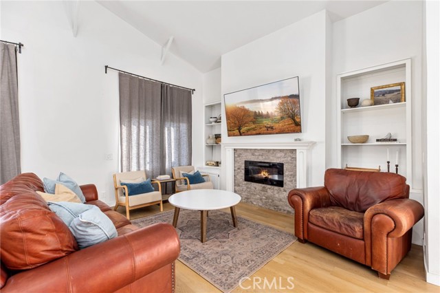 4 Golden Meadow Lane, Fallbrook CA: https://media.crmls.org/medias/7d759331-04a8-4e4e-8a38-f6b04e58370a.jpg