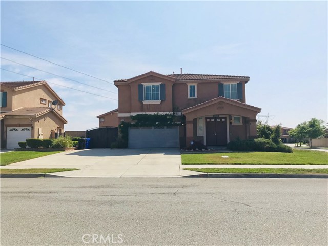 5220 Starling St, Fontana, CA 92336