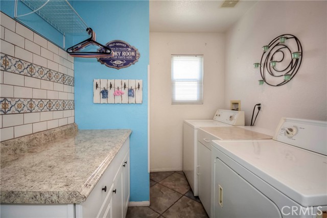 2613 Sheridan Road, San Bernardino CA: https://media.crmls.org/medias/7d75ba47-6d2f-49d4-ab98-31be2d625709.jpg