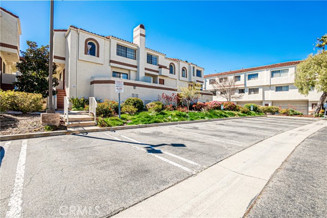 Detail Gallery Image 7 of 66 For 2971 Plaza Del Amo #201,  Torrance,  CA 90503 - 2 Beds | 2/1 Baths