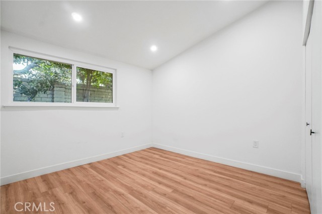 Detail Gallery Image 22 of 50 For 19118 Avenue of the Oaks #B,  Newhall,  CA 91321 - 2 Beds | 1 Baths