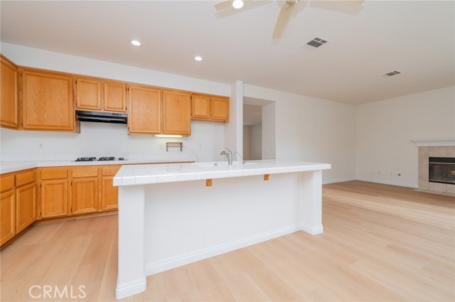 Detail Gallery Image 9 of 30 For 6695 Goldy St, Corona,  CA 92880 - 5 Beds | 2/1 Baths