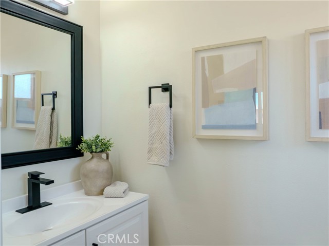 Detail Gallery Image 17 of 42 For 15801 Malpais Ln, Victorville,  CA 92394 - 3 Beds | 2 Baths