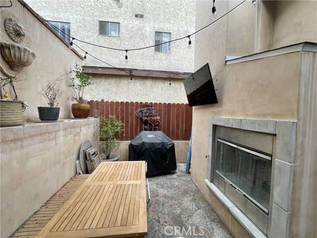 Detail Gallery Image 15 of 16 For 534 Gravely Ct, Hermosa Beach,  CA 90254 - 3 Beds | 2 Baths