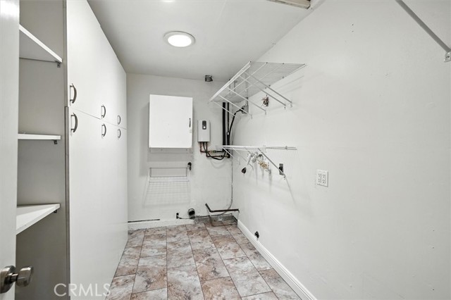 Detail Gallery Image 15 of 46 For 25612 Oakbar Ct, Newhall,  CA 91321 - 4 Beds | 3 Baths