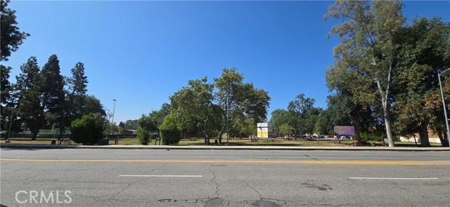 16701 Chatsworth Street, Granada Hills CA: https://media.crmls.org/medias/7d79257f-1d59-4e51-bd7d-53e34d8c4693.jpg
