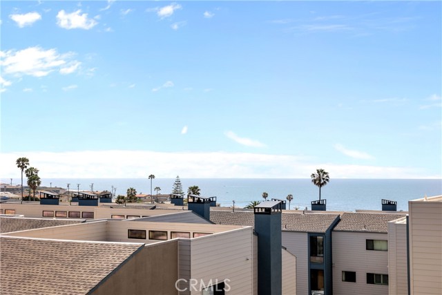 Detail Gallery Image 19 of 32 For 439 Camino De Las Colinas, Redondo Beach,  CA 90277 - 3 Beds | 2/1 Baths