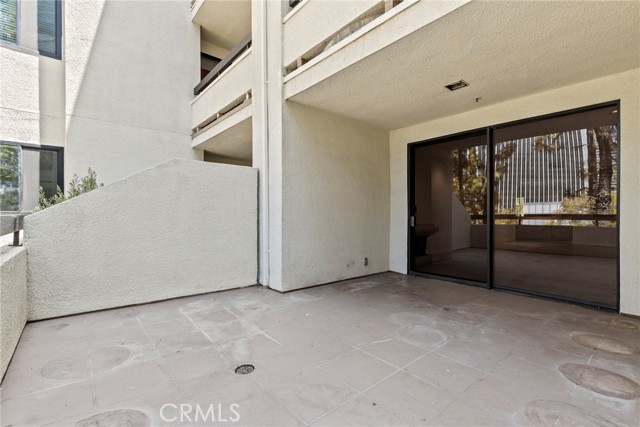 2122 Century Park Lane, Los Angeles CA: https://media.crmls.org/medias/7d7a2388-6675-4c5b-8bee-82a4befcc47e.jpg