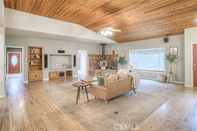 Detail Gallery Image 10 of 58 For 2950 Foothill Blvd, Oroville,  CA 95966 - 3 Beds | 3 Baths