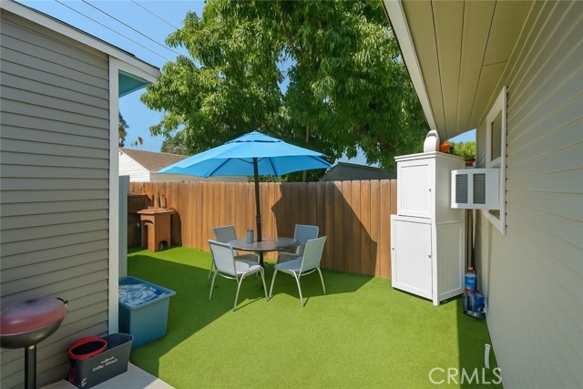Detail Gallery Image 8 of 26 For 117 E Sycamore St, Anaheim,  CA 92805 - 6 Beds | 2 Baths