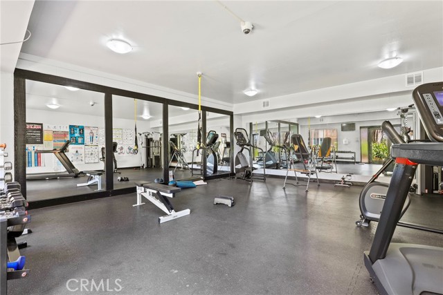 6542 Ocean Crest Drive, Rancho Palos Verdes CA: https://media.crmls.org/medias/7d7abd79-1b38-453b-8707-e19105862482.jpg