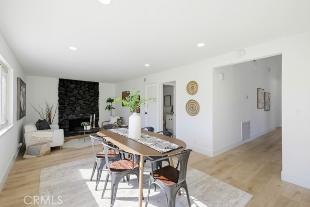 Detail Gallery Image 16 of 48 For 2228 E Nyon Ave, Anaheim,  CA 92806 - 5 Beds | 2/1 Baths