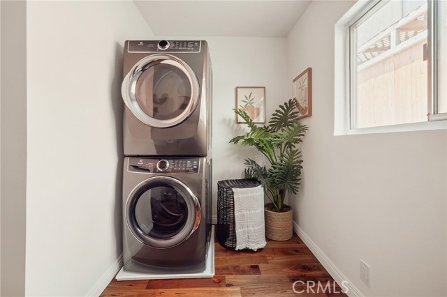 Detail Gallery Image 18 of 26 For 1918 11th St #D,  Santa Monica,  CA 90404 - 2 Beds | 2 Baths