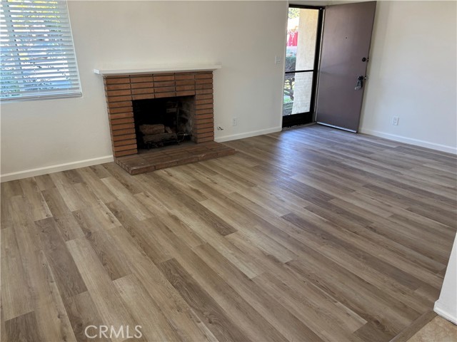 Detail Gallery Image 2 of 16 For 216 S Ridgeway St, Anaheim,  CA 92804 - – Beds | – Baths