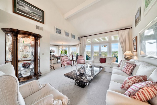 Detail Gallery Image 4 of 34 For 5504 E Crest De Ville Ave, Orange,  CA 92867 - 3 Beds | 2/1 Baths