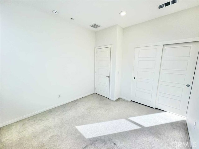 229 Steely, Irvine CA: https://media.crmls.org/medias/7d7cdfa6-b5fe-4f43-81bb-8cd58cc0e812.jpg