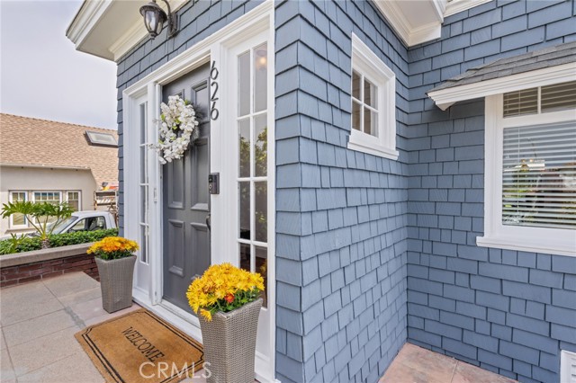 626 Elvira Avenue, Redondo Beach CA: https://media.crmls.org/medias/7d7cfd02-46d2-4893-8336-a9ea822ec74f.jpg