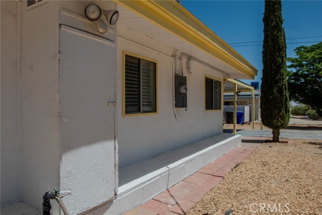 Detail Gallery Image 28 of 37 For 16268 Lorene Dr, Victorville,  CA 92395 - 3 Beds | 3 Baths