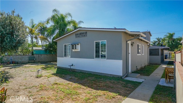 7043 Hazeltine Avenue photo 2
