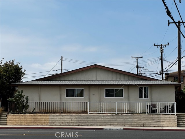 7731 Slater Ave, Huntington Beach, CA 92647