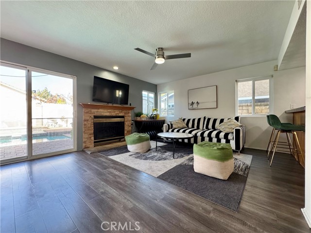 Detail Gallery Image 22 of 48 For 21 N Slope Ln, Pomona,  CA 91766 - 4 Beds | 2/1 Baths