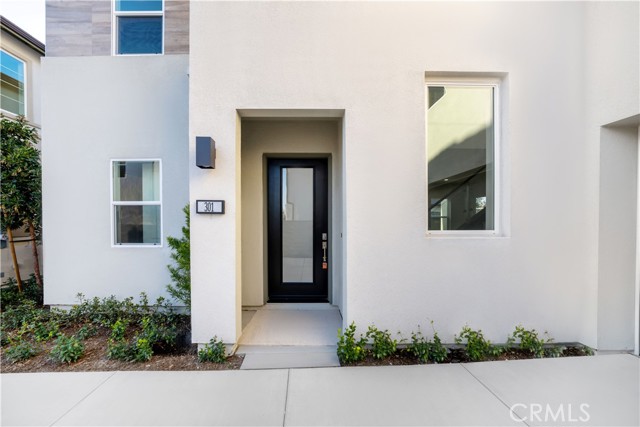 Detail Gallery Image 12 of 13 For 301 Brackens, Lake Forest,  CA 92630 - 4 Beds | 4 Baths