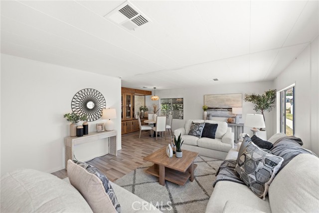 Detail Gallery Image 12 of 41 For 27701 Murrieta Rd #122,  Menifee,  CA 92586 - 2 Beds | 2 Baths