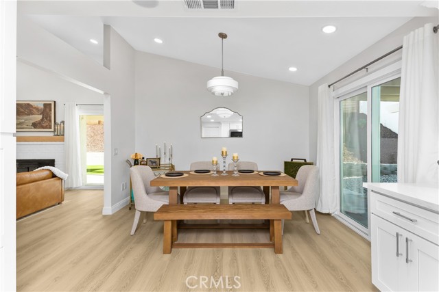 304 N Dearborn, Redlands CA: https://media.crmls.org/medias/7d7edcb6-cbbd-4fc0-99a4-db71e45c2f2d.jpg