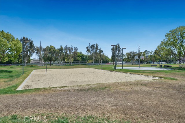 Image 40 of 42 For 9608 Seville