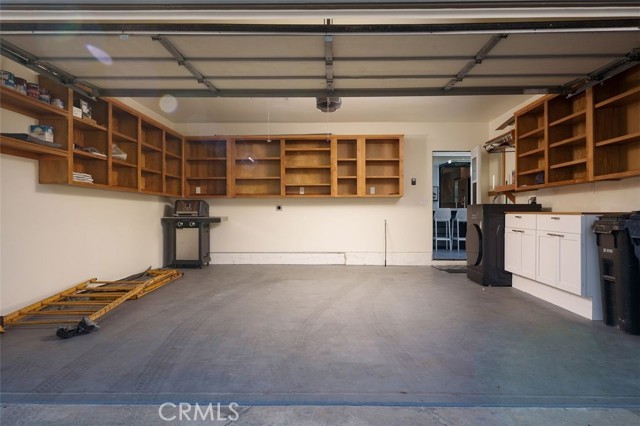 Detail Gallery Image 15 of 19 For 21142 Surfwood, Huntington Beach,  CA 92646 - 2 Beds | 1 Baths