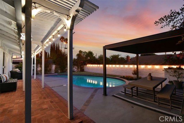 Detail Gallery Image 6 of 33 For 12614 Morrison, Studio City,  CA 91607 - 4 Beds | 3 Baths