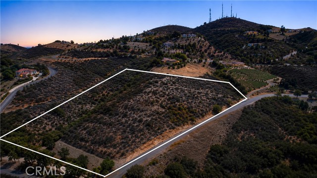 Front Image Thumbnail for CRDW26172488