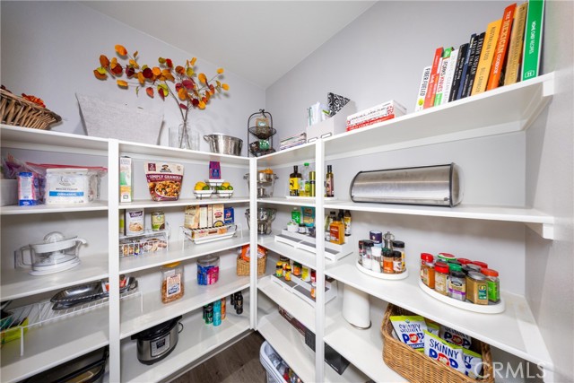 Detail Gallery Image 13 of 52 For 1529 Adeline, Redlands,  CA 92374 - 4 Beds | 3/1 Baths