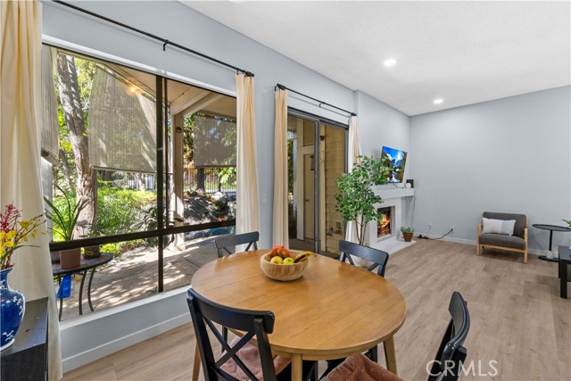 Detail Gallery Image 5 of 12 For 4900 N Grand #131, Covina,  CA 91724 - 2 Beds | 2 Baths