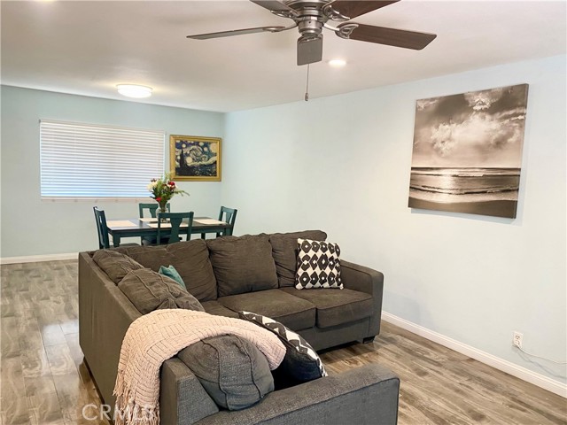 Detail Gallery Image 10 of 32 For 1450 W 146th Street #2,  Gardena,  CA 90247 - 2 Beds | 2/1 Baths