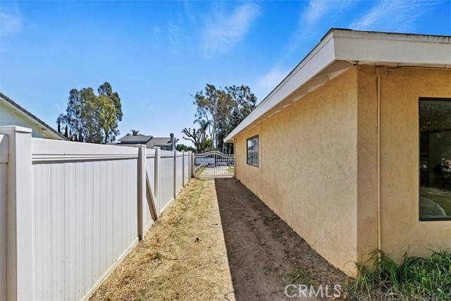 Detail Gallery Image 35 of 56 For 2386 Hialeah Cir, Norco,  CA 92860 - 4 Beds | 2 Baths