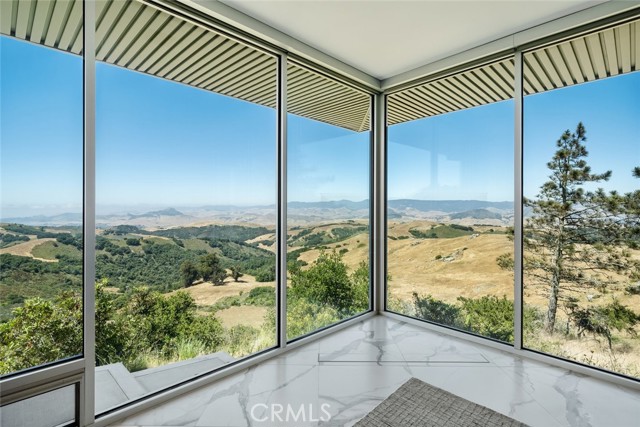 Detail Gallery Image 7 of 75 For 4340 Prefumo Canyon Road, San Luis Obispo,  CA 93405 - 4 Beds | 4/1 Baths